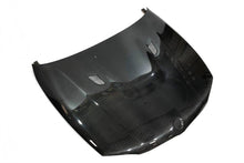 Carica l'immagine nel visualizzatore di Gallery, Cofano Carbonio BMW E81/ E82 / E87 / E88 '07 Look M3 BMW E82,E88
