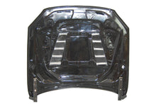 Carica l'immagine nel visualizzatore di Gallery, Cofano Carbonio BMW F12 / F13 / F06 BMW F12 / F13