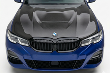 Carica l'immagine nel visualizzatore di Gallery, Cofano Carbonio BMW G20 / G28 Look GTS BMW G20
