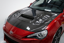 Load image into Gallery viewer, Cofano Carbonio Toyota GT86 / Subaru BRZ Black C/ Prese Toyota GT 86