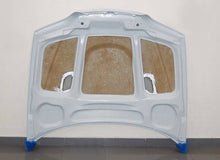 Carica l'immagine nel visualizzatore di Gallery, Cofano Fibra BMW E46 '98-01 2P Look M3 BMW E46