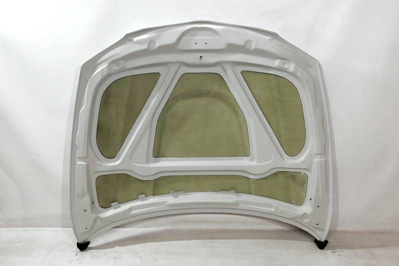 Cofano Fibra BMW E81 / E82 / E87 / E88 Look M3 BMW E82,E88