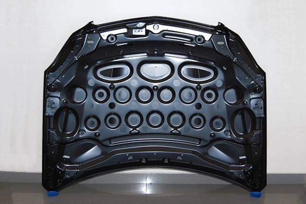Cofano Mercedes W204 / C204 2-4P 2011-2013 Look C63 Alluminio Mercedes W204