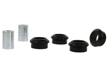 Boccole Whiteline braccio sospensione inferiore dell’asse anteriore per Holden Commodore VE, VF e HSV — 4 boccole, diametro esterno A 46,5 mm, lunghezza C 25,0 mm — confezione completa