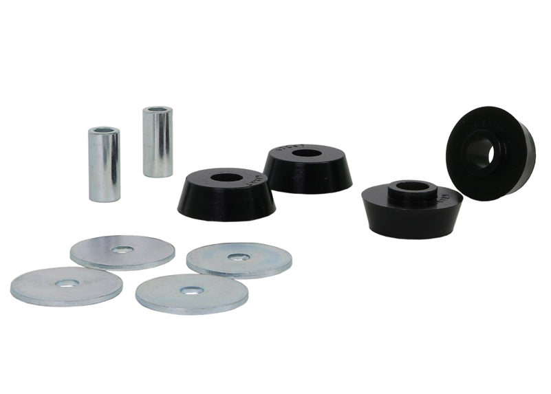 Quattro boccole coniche nere, due manicotti metallici e quattro rondelle del kit supporto superiore ammortizzatore Whiteline