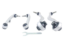 Quattro bracci anteriori in alluminio con giunti sferici e chiave di regolazione Whiteline per BMW