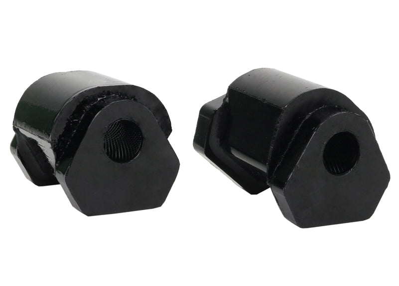 Boccole Whiteline braccio sospensione inferiore dell’asse anteriore, attacco interno posteriore per Nissan Elgrand E50 e Pathfinder R50 — versione ricambio, diametro esterno A 47,6 mm, lunghezza C 73,5 mm — confezione completa
