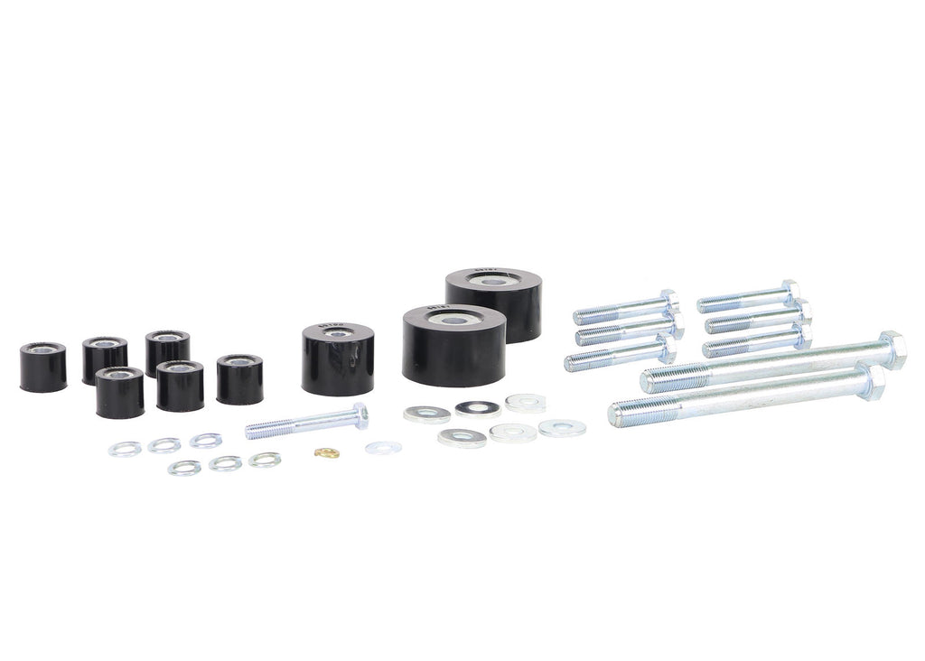 Kit abbassamento differenziale anteriore Whiteline con distanziali, bulloni e rondelle