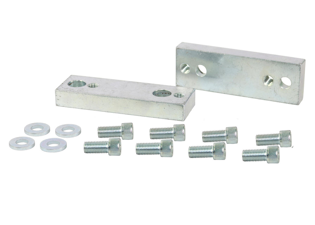 Distanziali riposizionamento supporti barra antirollio anteriore Whiteline per Toyota Land Cruiser Prado serie 150 — confezione completa