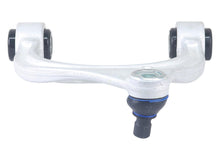 Braccio di controllo superiore anteriore lato sinistro Whiteline per Ford Falcon FG, FGX e FPV — confezione completa