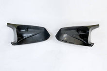 Carica l'immagine nel visualizzatore di Gallery, Copri Specchietti BMW E60 LCI 07-09 Look M4 Nero Lucido BMW E60,E61