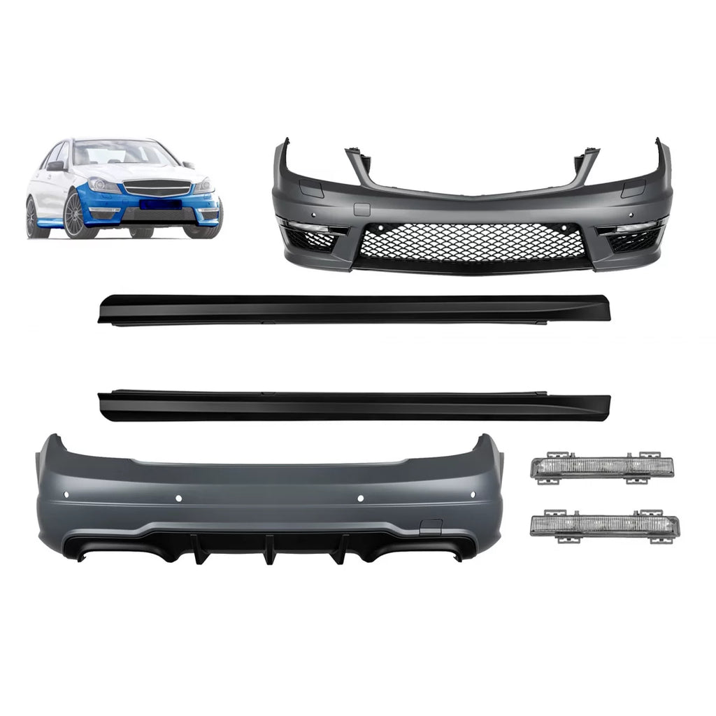 A design kit tipo C63 per Mercedes Classe C W204 berlina 2011-2013