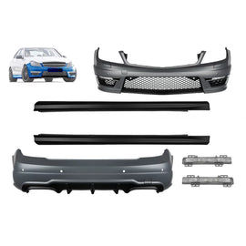 A design kit tipo C63 per Mercedes Classe C W204 berlina 2011-2013