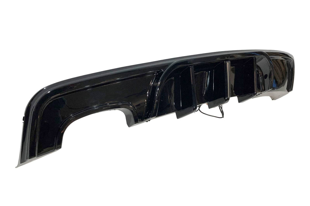 Diffusore Posteriore BMW E82 / E88 look M Performance Nero lucido Luce freno a led BMW E82,E88