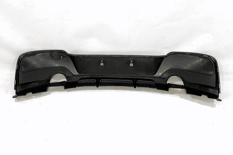 Diffusore Posteriore BMW F20 / F21 12-14 Look Performance 2 Uscite BMW F20