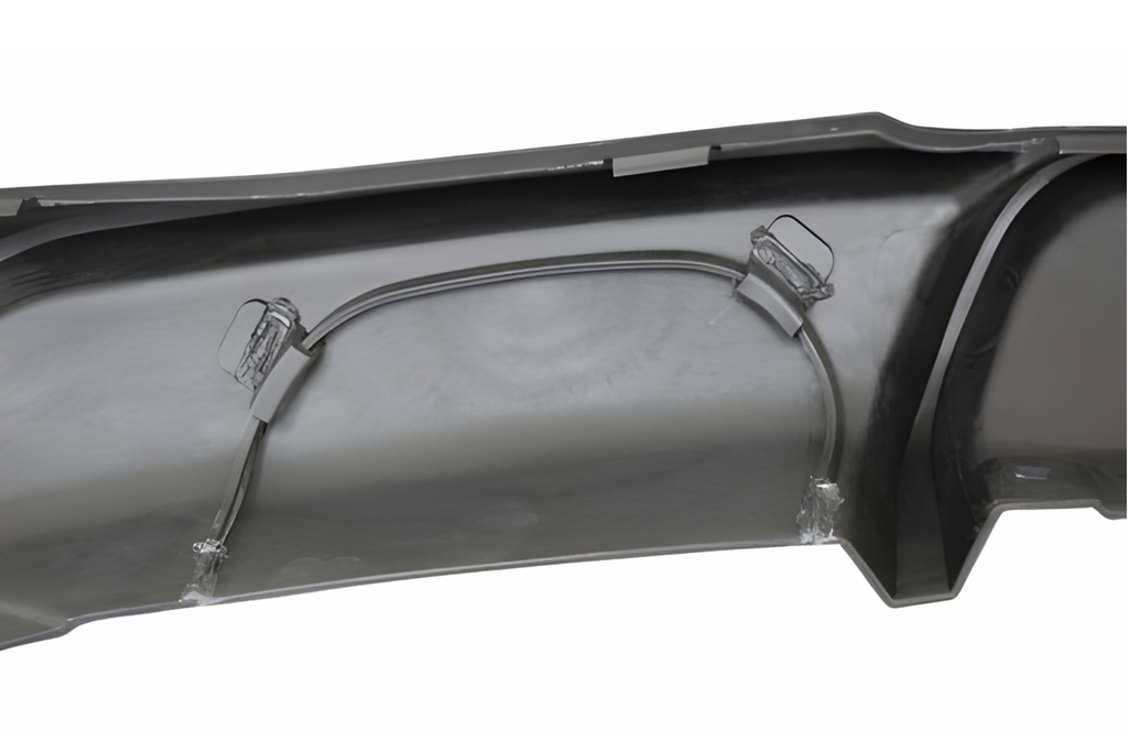 Diffusore Posteriore BMW F30 / F31 Look Performance 2 Uscite BMW F30