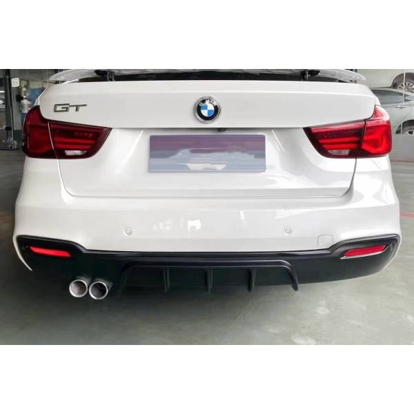 Diffusore Paraurti Posteriore BMW F34 GT 2 semplici uscite Nero lucido