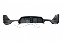 Carica l'immagine nel visualizzatore di Gallery, Diffusore Posteriore BMW G20 / G21 LCI 2023+ Look Competition Nero lucido Luce freno a led BMW G20