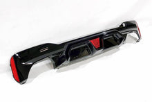 Carica l'immagine nel visualizzatore di Gallery, Diffusore Posteriore BMW G30 / G31 Look M5 CS BMW G30
