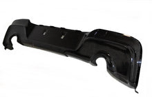 Carica l'immagine nel visualizzatore di Gallery, Diffusore Posteriore Carbonio BMW F20 / F21 12-14 Look M135 BMW F20