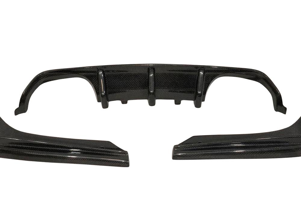 Diffusore Posteriore In Carbonio BMW F80 / F82 / F83 Look M4 BMW F80 / F82