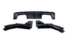 Carica l'immagine nel visualizzatore di Gallery, Diffusore Posteriore In Carbonio BMW G80 BMW G80