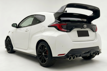 Carica l'immagine nel visualizzatore di Gallery, Diffusore Posteriori Toyota Yaris 2021 Look GR 2 Uscite doppio Toyota Yaris