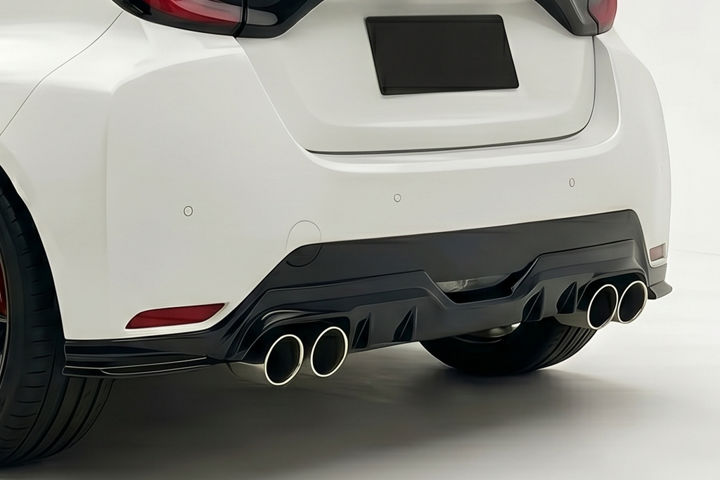 Diffusore Posteriori Toyota Yaris 2021 Look GR 2 Uscite doppio Toyota Yaris
