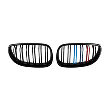 Carica l'immagine nel visualizzatore di Gallery, Griglie a doppia lamella in nero lucido con M decorazione per BMW Serie 5 E60 berlina, E61 Touring 2004-2010