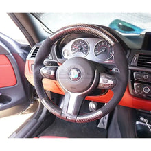 Carica l'immagine nel visualizzatore di Gallery, CarbonWorks Volante M Performance Style in carbonio scamosciato per BMW Serie 1 F20/F21 2011-2019, Serie 2 F22/F23/F87 dal