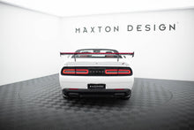 Spoiler in Carbonio + luce LED compatibili con Dodge Challenger Mk3 (2008-2023)