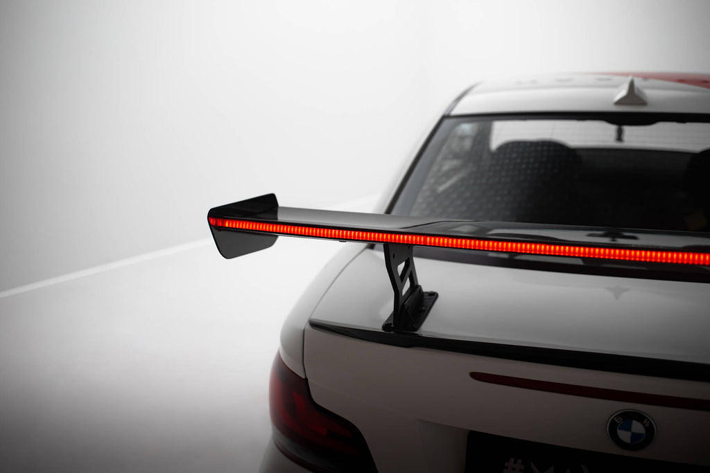 Spoiler in Carbonio V.2 + luce LED (montanti interni) compatibili con BMW 1M 1 M E82 (2007-2013)