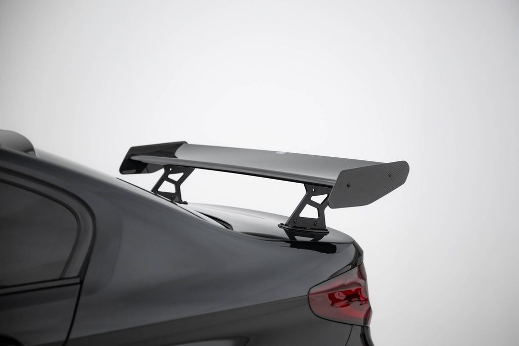 Spoiler in Carbonio (montanti interni) compatibile con BMW Serie 5 / M5 Sedan G30 / F90 / G30 Facelift / F90 Facelift (2017-2024)