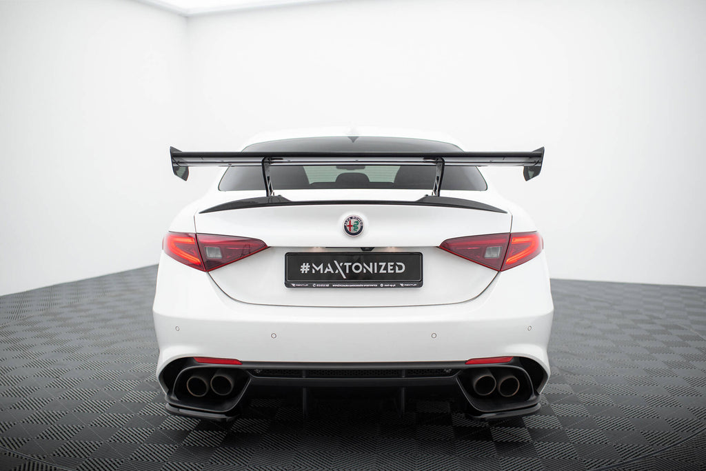 Alettone compatibile con Alfa Romeo Giulia Quadrifoglio in Fibra di Carbonio 952 (2016-)