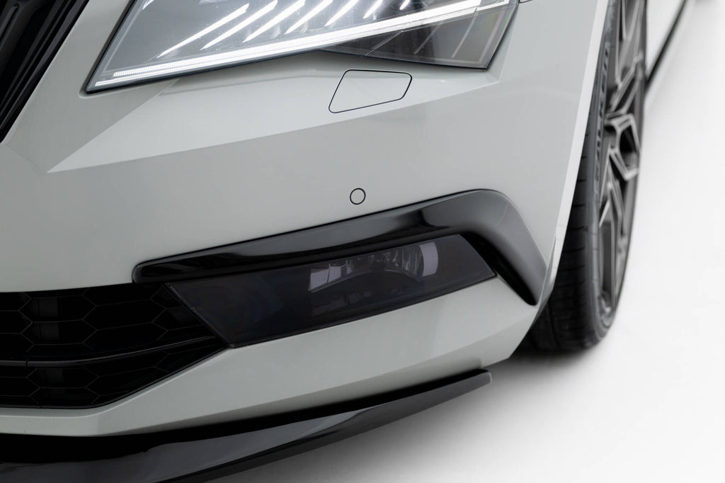 Cornici Luci Skoda Superb Liftback / Combi Mk3