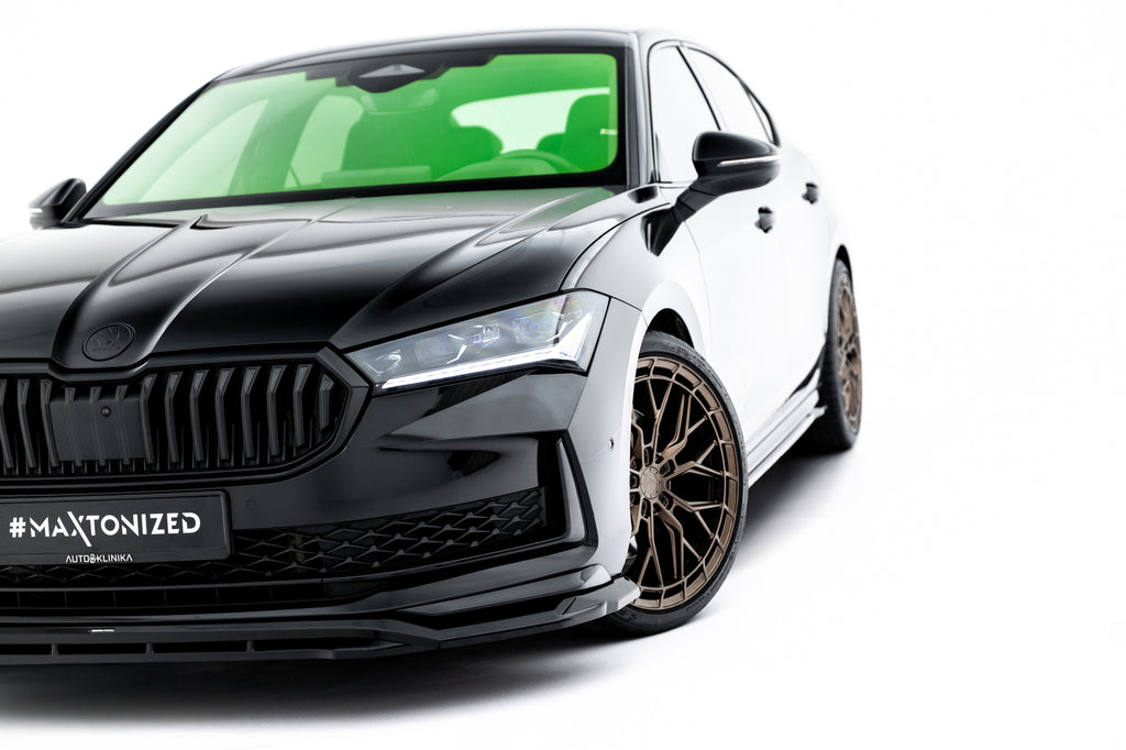 Lip Anteriore V.1 compatibile con Skoda Superb Sportline Mk4 (2024-)