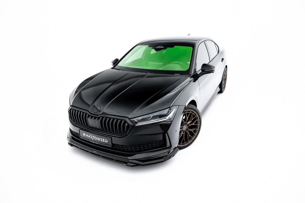 Lip Anteriore V.1 compatibile con Skoda Superb Sportline Mk4 (2024-)