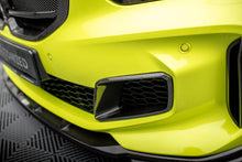 Load image into Gallery viewer, Prese d'Aria Paraurti Anteriore in Fibra di Carbonio Prepreg BMW Serie 1 M135i / M-Pack F40