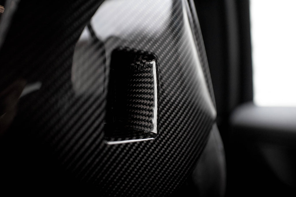 Poggiatesta in Fibra di Carbonio Prepreg BMW Serie 1 M135i F40