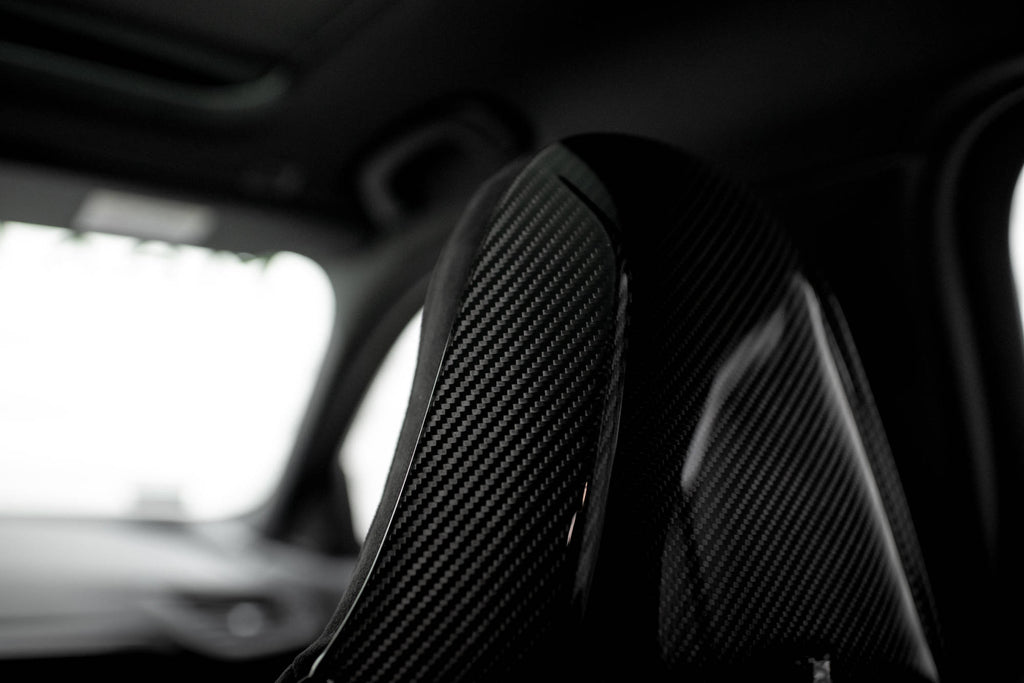 Poggiatesta in Fibra di Carbonio Prepreg BMW Serie 1 M135i F40