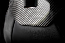 Load image into Gallery viewer, Poggiatesta in Fibra di Carbonio Prepreg BMW Serie 1 M135i F40