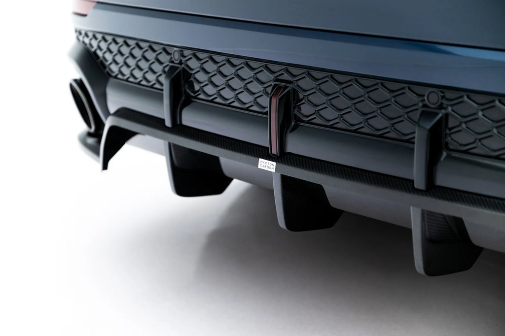 Fibra di Carbonio Prepreg Splitter Posteriore (con barre verticali) Audi RSQ8 Mk1 Facelift