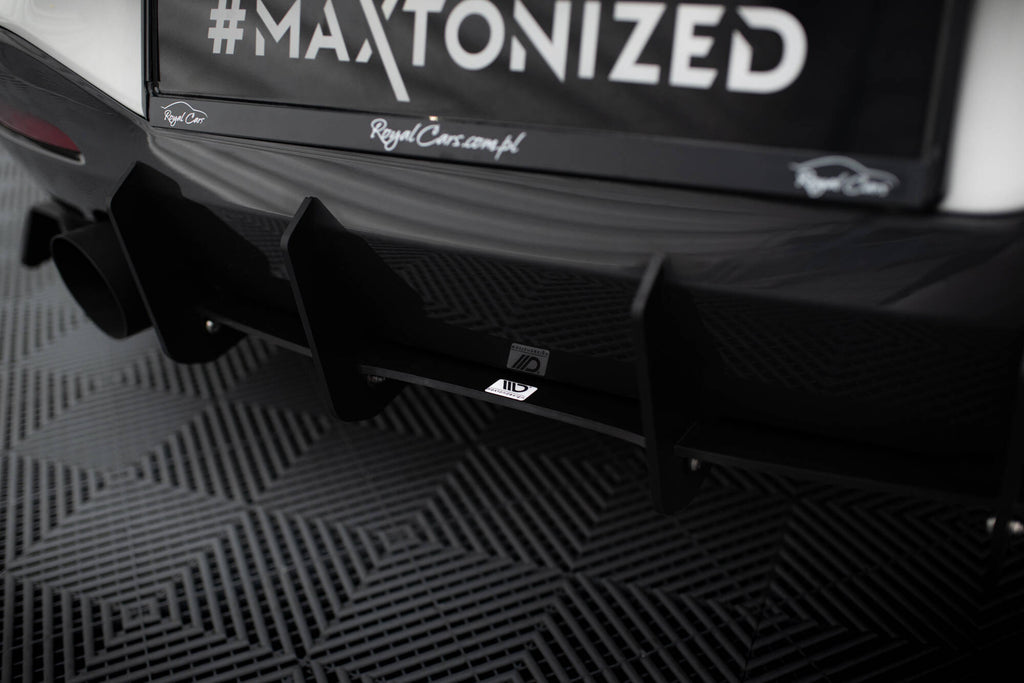 Diffusore Posteriore V.1 Maxton Design compatibile con BMW Serie 1 F20 F21 M-Power facelift (2015-2019)