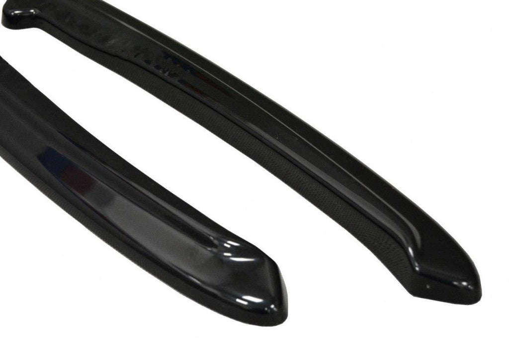 Splitter Laterali Posteriori compatibili con Lexus IS T Mk3 Facelift (2016-2020)