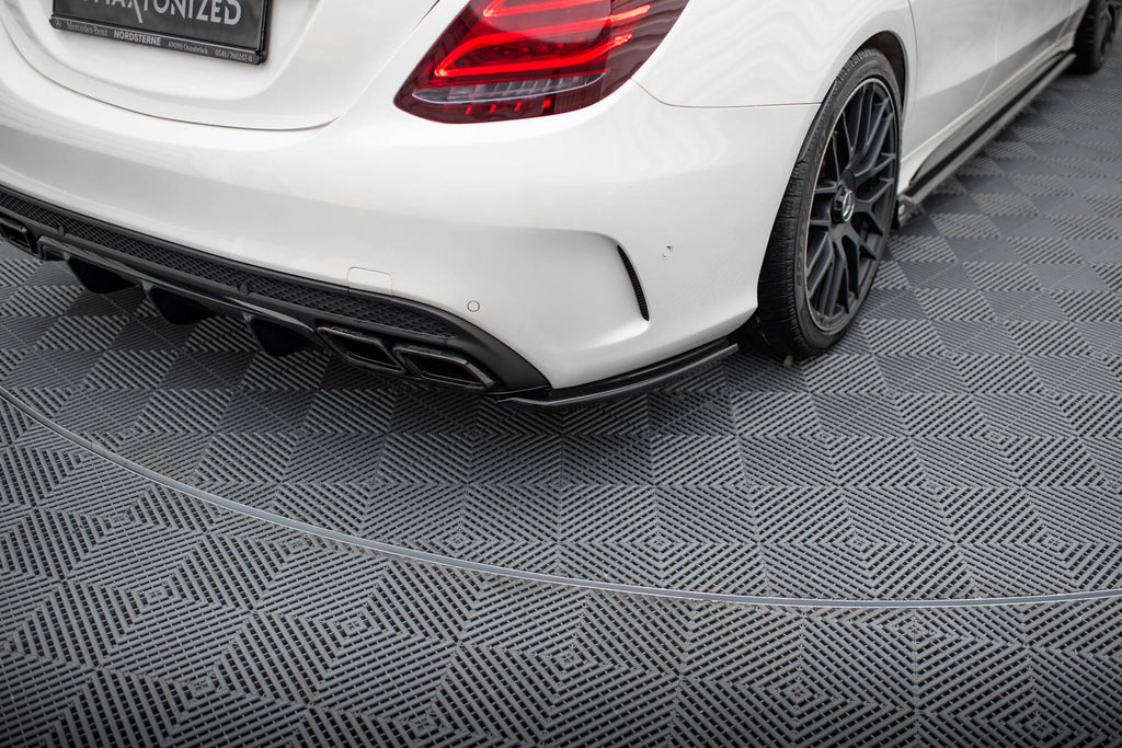 Splitter Laterali Posteriori compatibili con Mercedes-Benz C63 AMG W205 / S205 (2015-2018)