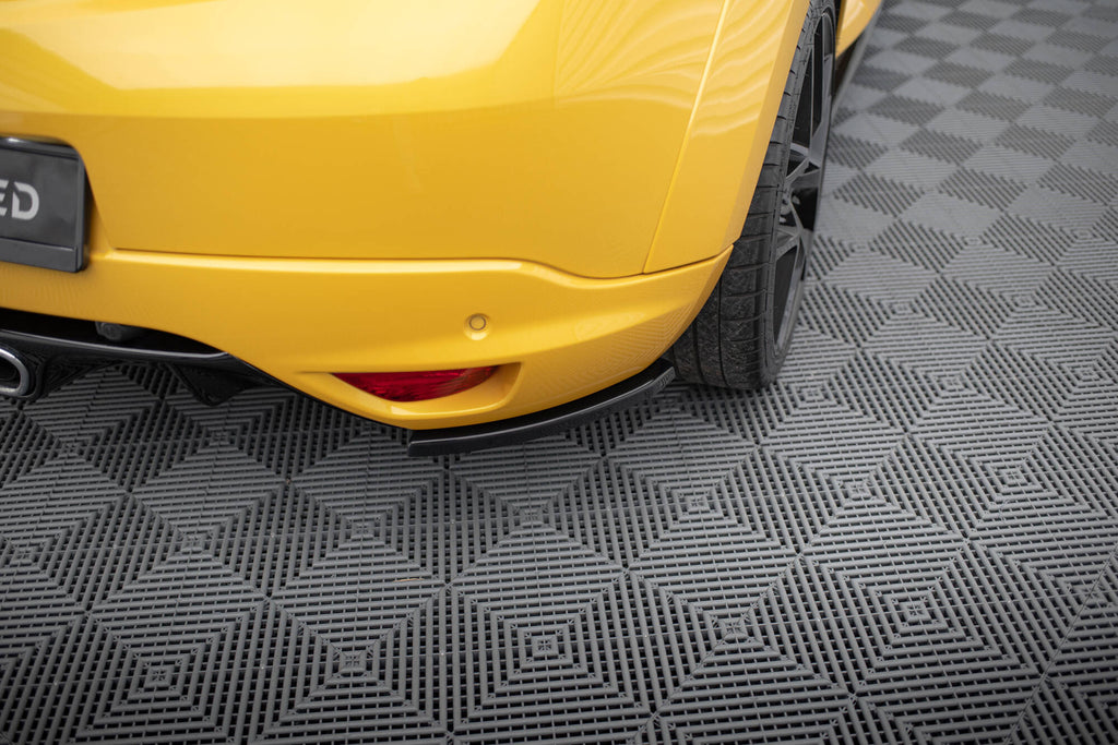 Splitter Laterali Posteriori compatibili con Renault Megane RS Mk3 (ABS nero lucido) (2010-2015)