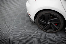 Splitter Laterali Posteriori compatibili con Volkswagen Golf Mk7 facelift GTI (2016-2020)