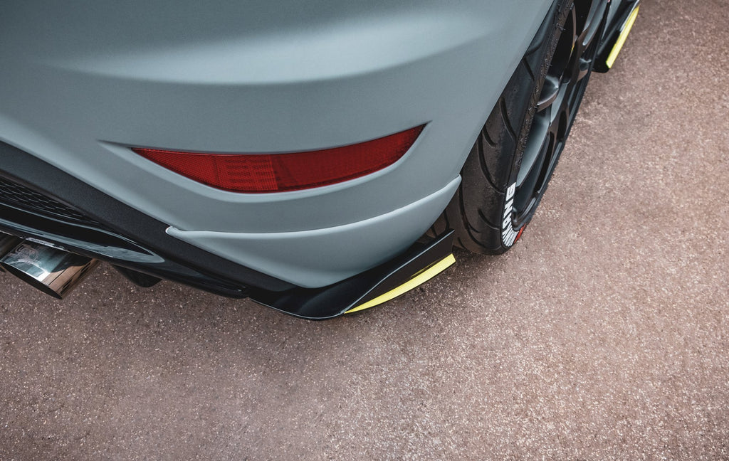 Splitter Laterali Posteriori Vetroresina Ford Fiesta ST Mk7 Facelift Maxton Design