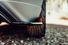 Carica l'immagine nel visualizzatore di Gallery, Splitter Laterali Posteriori Vetroresina Ford Fiesta ST Mk7 Facelift Maxton Design