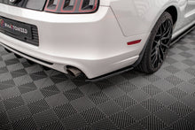 Carica l'immagine nel visualizzatore di Gallery, Splitter Laterali Posteriori Ford Mustang Mk5 Facelift